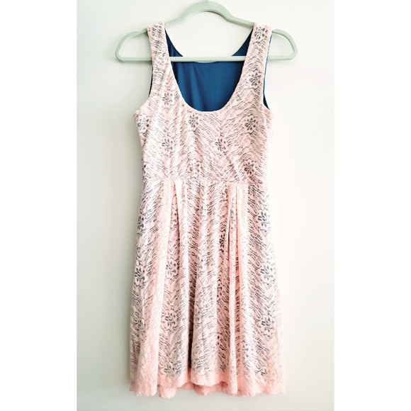 HELLO MISS | Pink & Teal Lace Sleeveless Dress - Picture 2 of 7